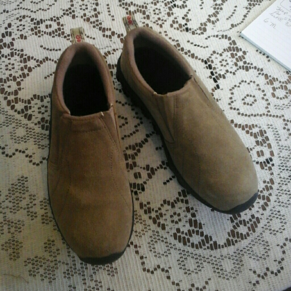 Jeep slip on shoes